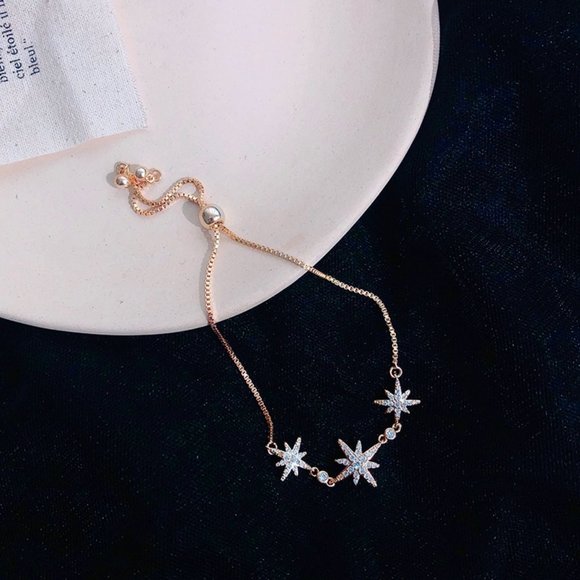 *NEW Yellow Gold Diamond Star Bracelet - Picture 8 of 12